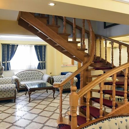 Aiolis Hotel Касторія Екстер'єр фото