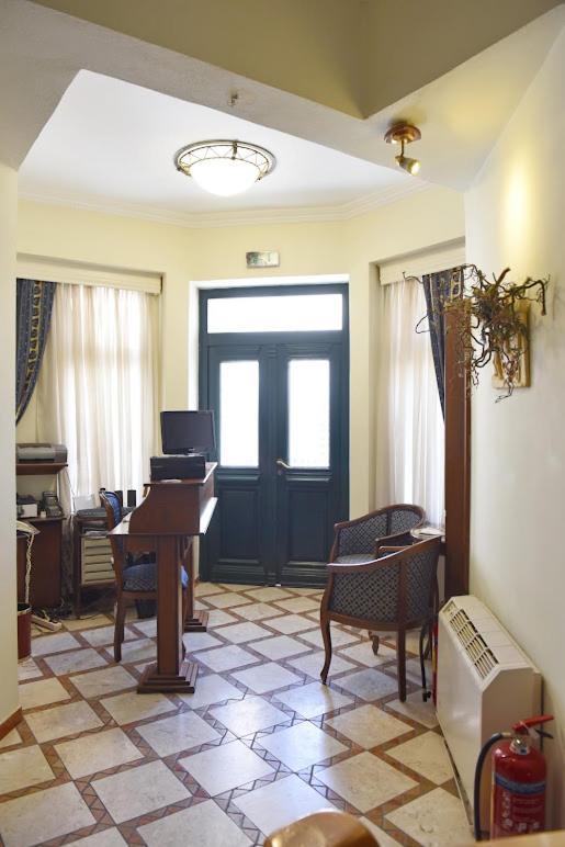 Aiolis Hotel Касторія Екстер'єр фото
