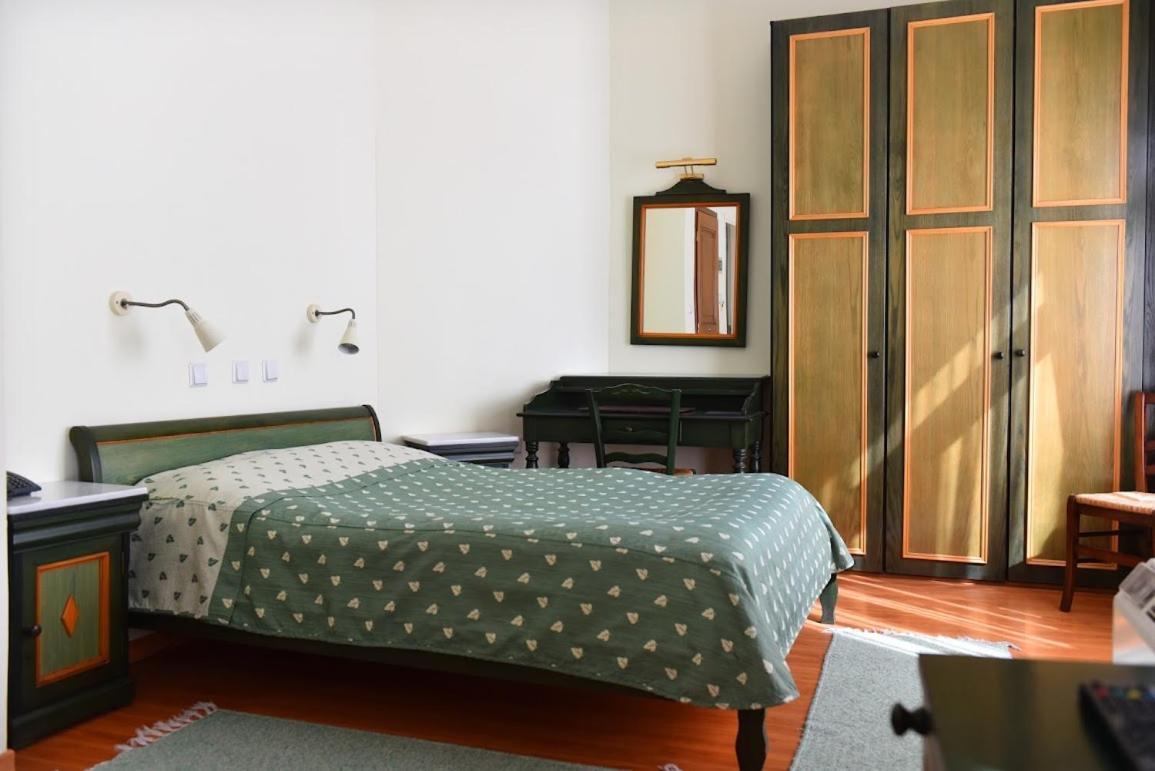 Aiolis Hotel Касторія Екстер'єр фото